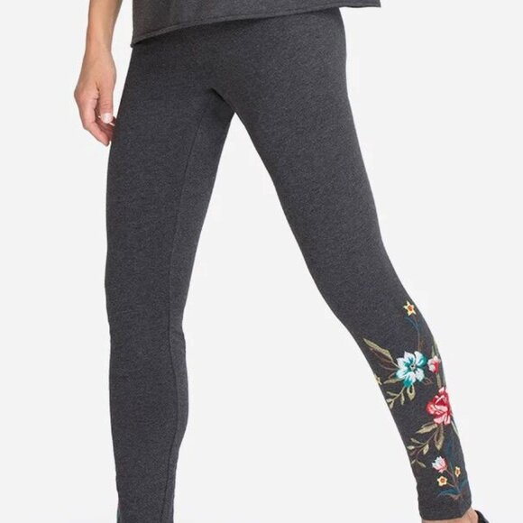 Johnny Was Gen French Terry Pullover Floral Embroidered Top Sweatshirt Black New - Picture 8 of 9